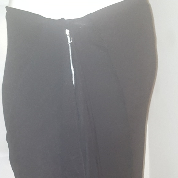 Hi Low Skirt - Picture 2 of 3